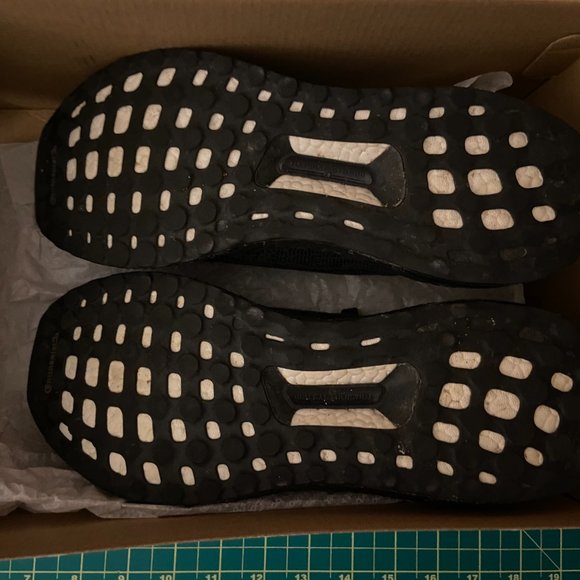 Size 8 - Ultra Boost Uncaged Triple Black 2.0 - Picture 3 of 5